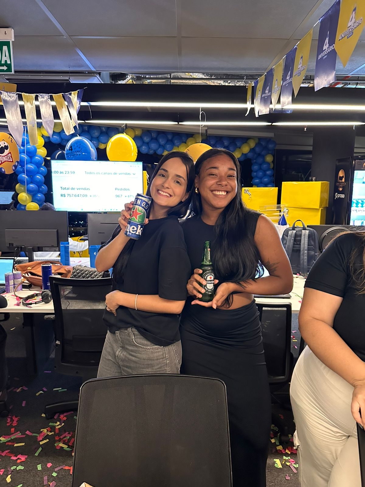 Time da Praso celebrando